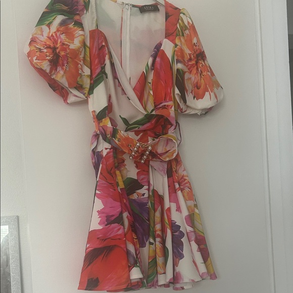 Floral Puff Sleeve Dress - Picture 2 of 3